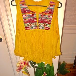 Gold Antilia Femme M shoulder cutout blouse